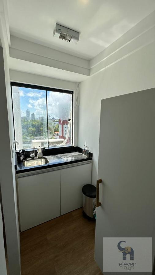 Apartamento à venda com 2 quartos, 78m² - Foto 9