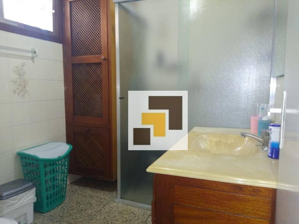 Sobrado à venda e aluguel com 3 quartos, 180m² - Foto 15