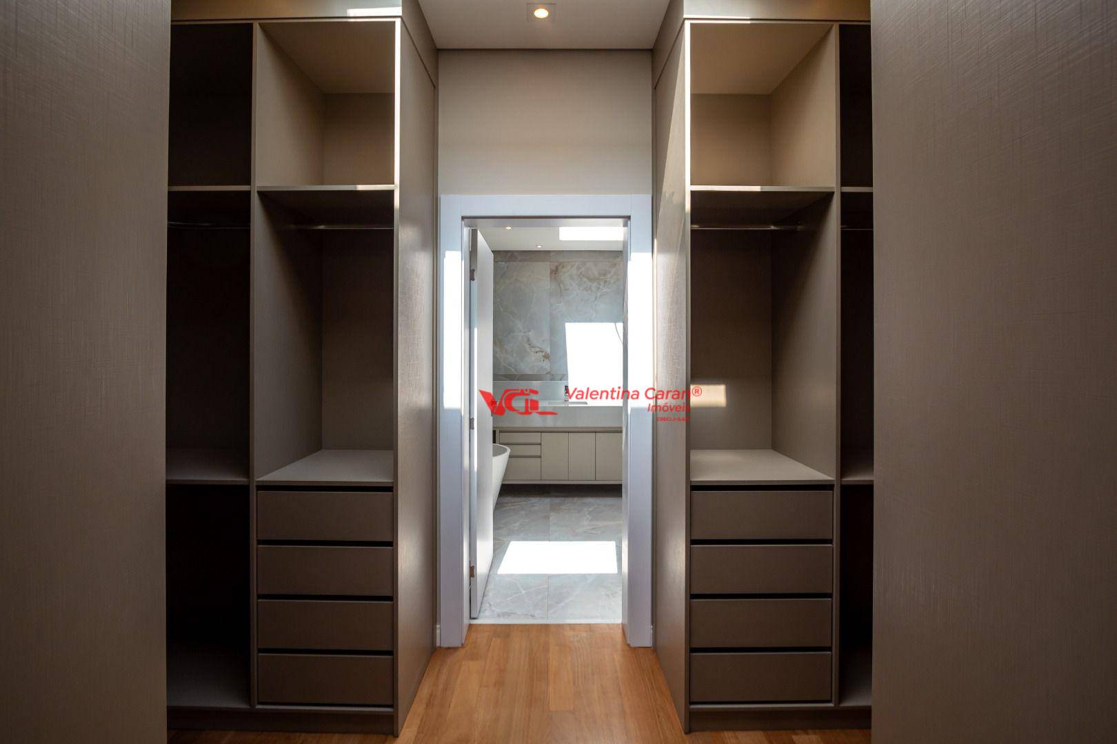 Sobrado à venda com 4 quartos, 402m² - Foto 30