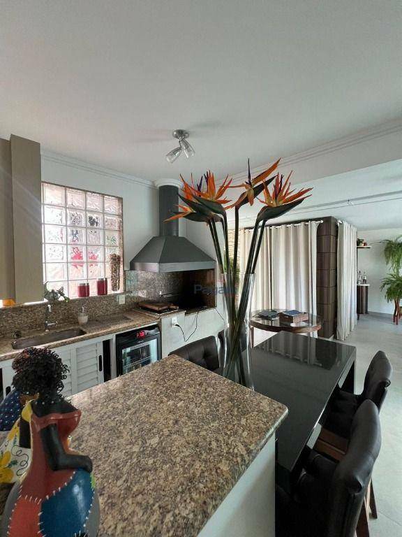 Casa para alugar com 3 quartos, 135m² - Foto 38