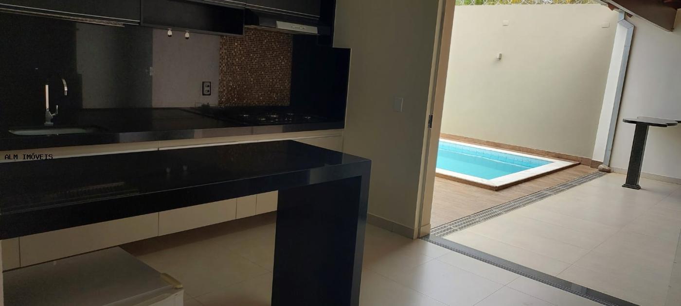 Casa, 3 quartos, 206 m² - Foto 3