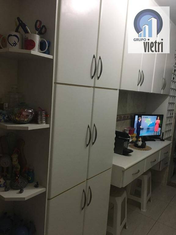 Apartamento à venda com 3 quartos, 85m² - Foto 12