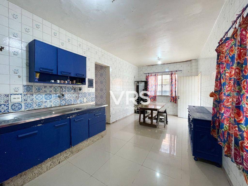 Casa à venda com 3 quartos, 186m² - Foto 10