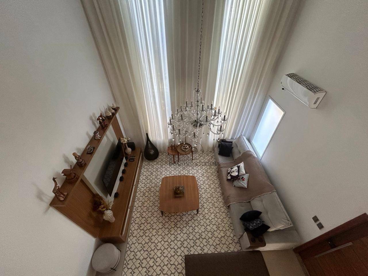 Sobrado à venda com 3 quartos, 290m² - Foto 2