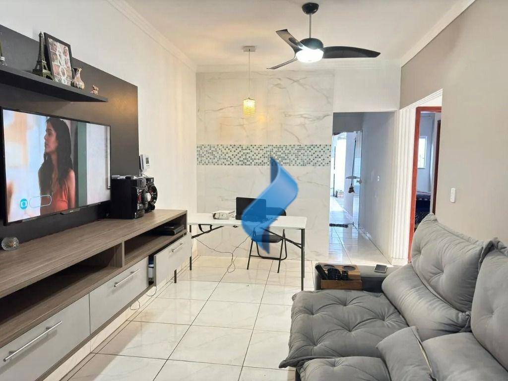 Casa à venda com 2 quartos, 118m² - Foto 3