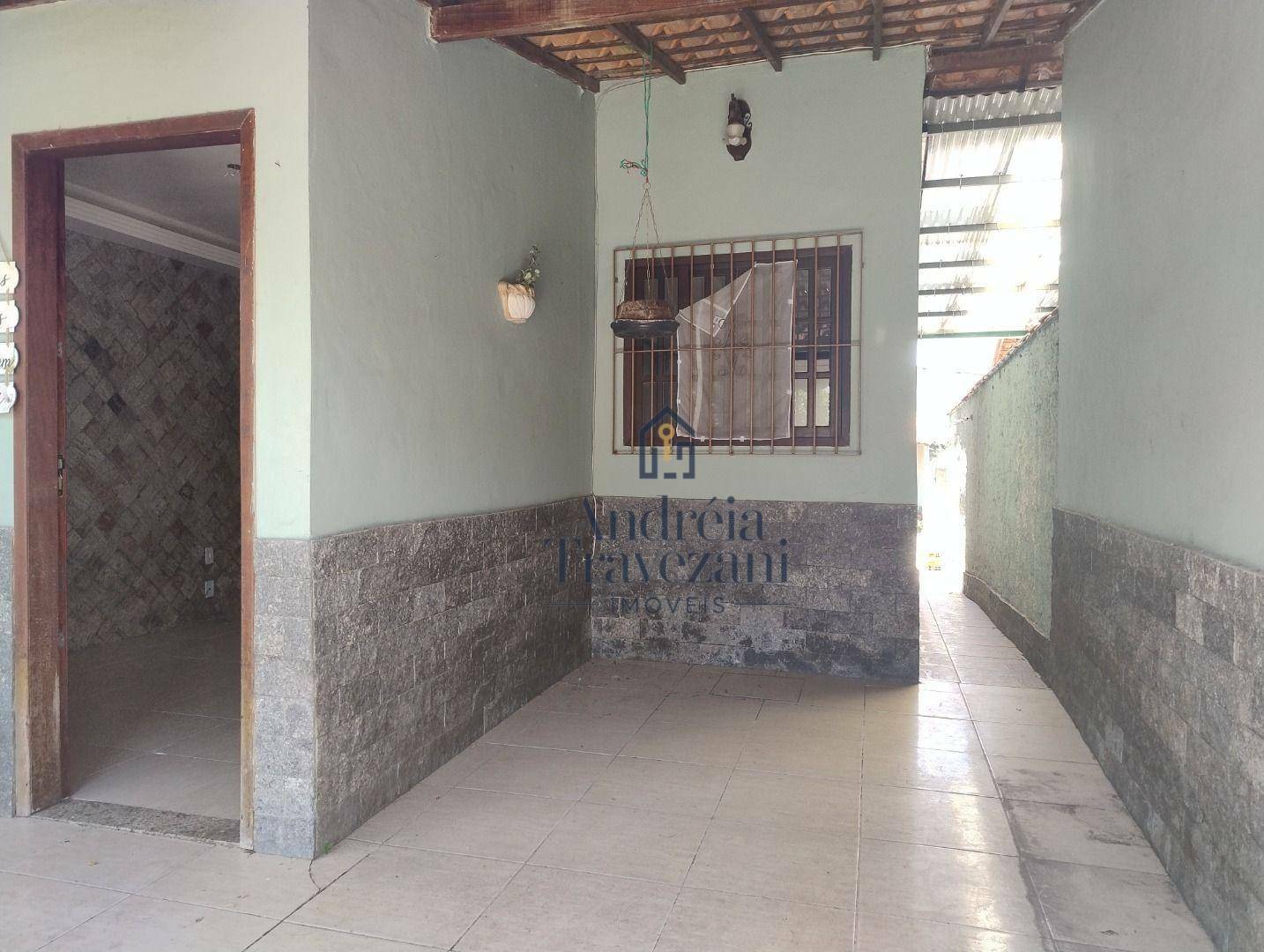 Casa à venda com 2 quartos, 80m² - Foto 2