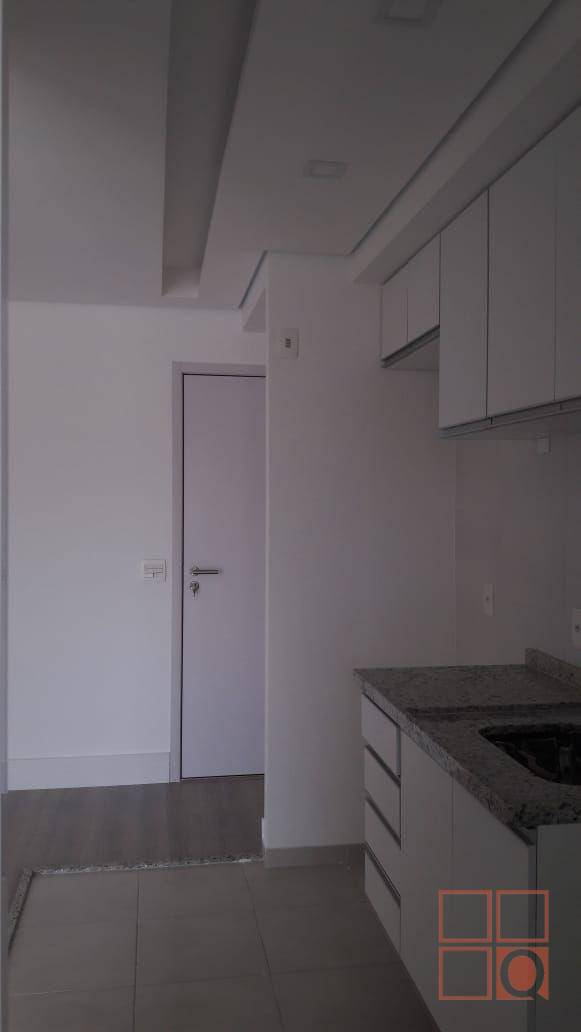 Apartamento à venda com 2 quartos, 69m² - Foto 18