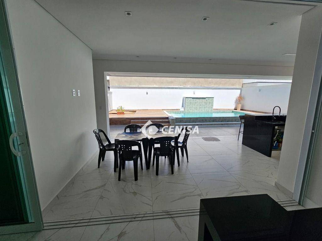 Casa de Condomínio à venda com 3 quartos, 242m² - Foto 14