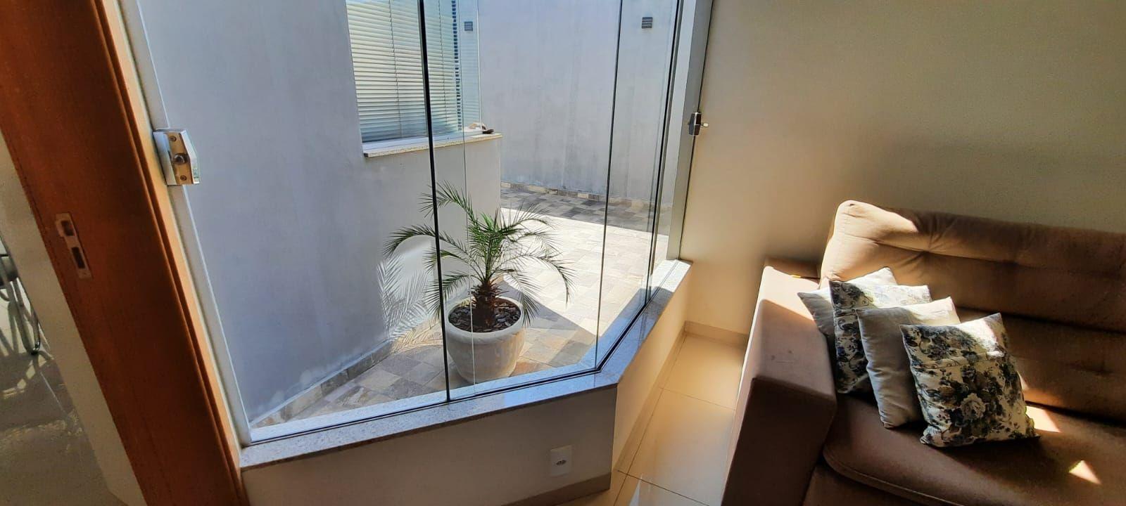 Casa à venda com 2 quartos, 180m² - Foto 17