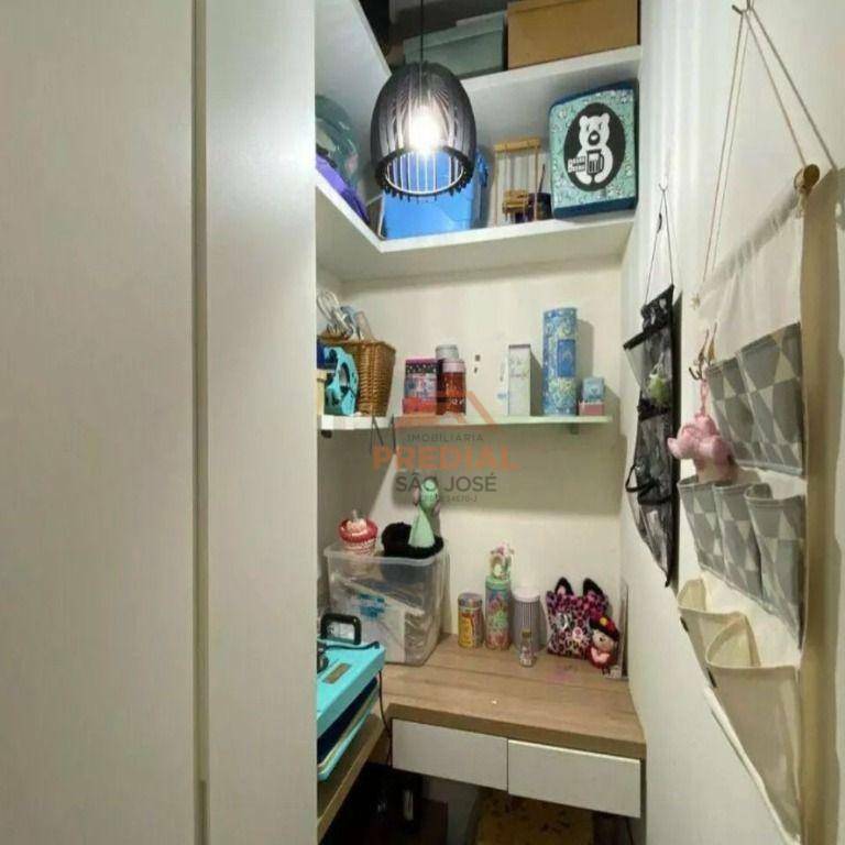 Apartamento à venda com 2 quartos, 75m² - Foto 14