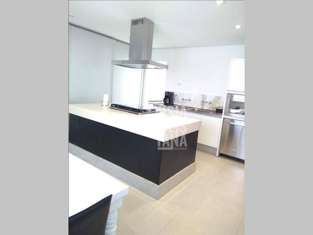 Apartamento à venda com 3 quartos, 250m² - Foto 32