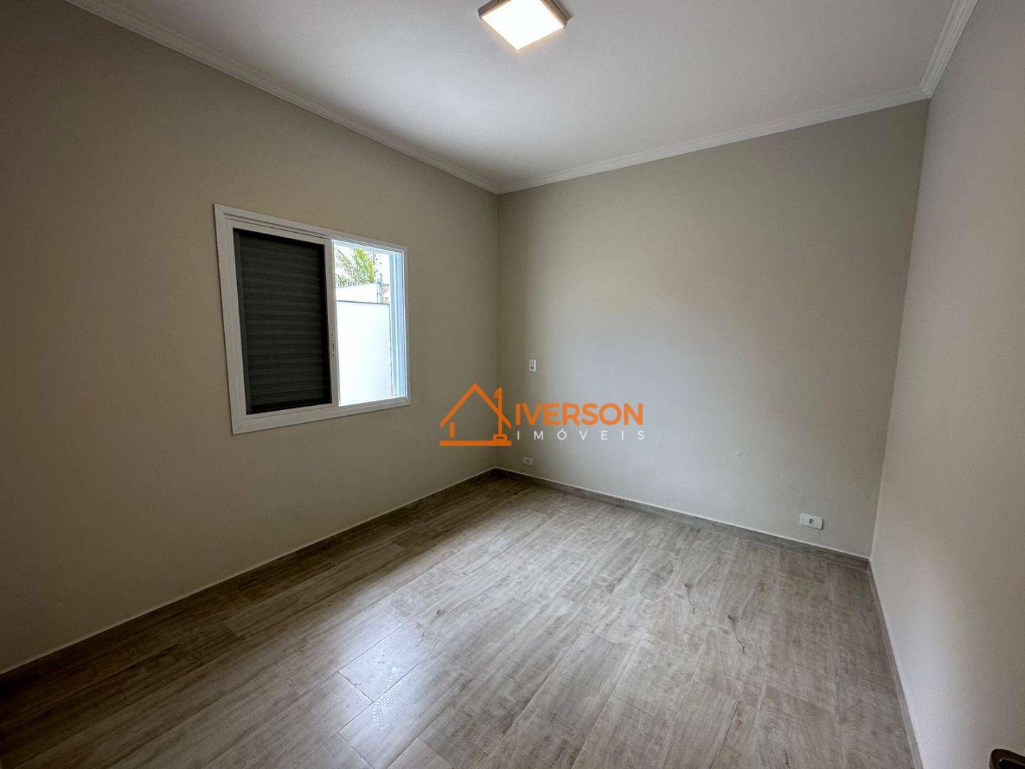 Casa à venda com 3 quartos, 150m² - Foto 12