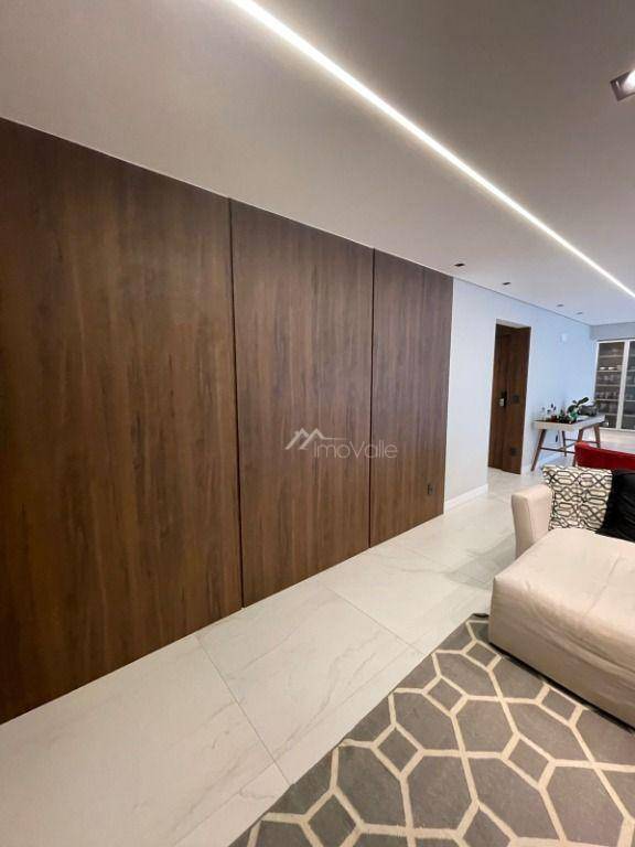 Apartamento à venda com 3 quartos, 194m² - Foto 6