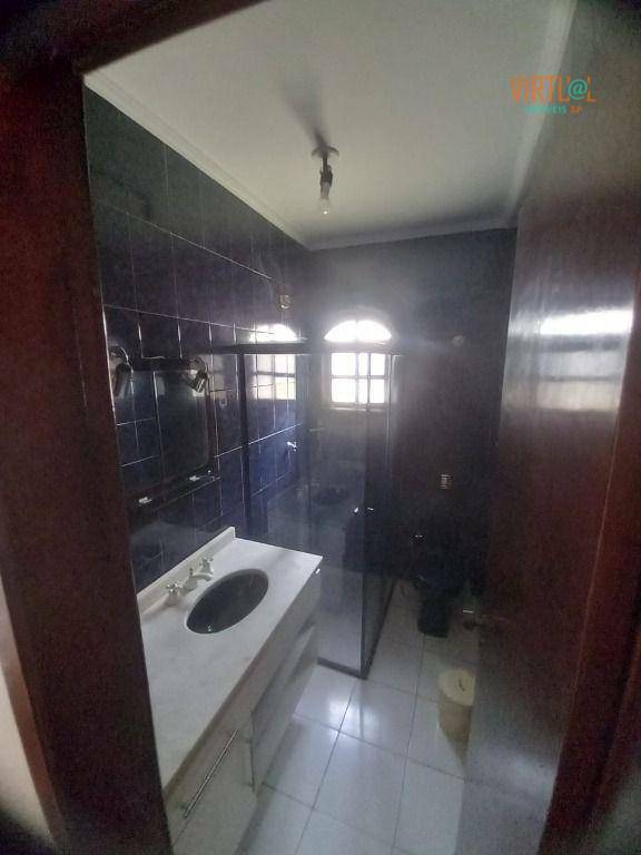 Sobrado à venda e aluguel com 3 quartos, 186m² - Foto 23