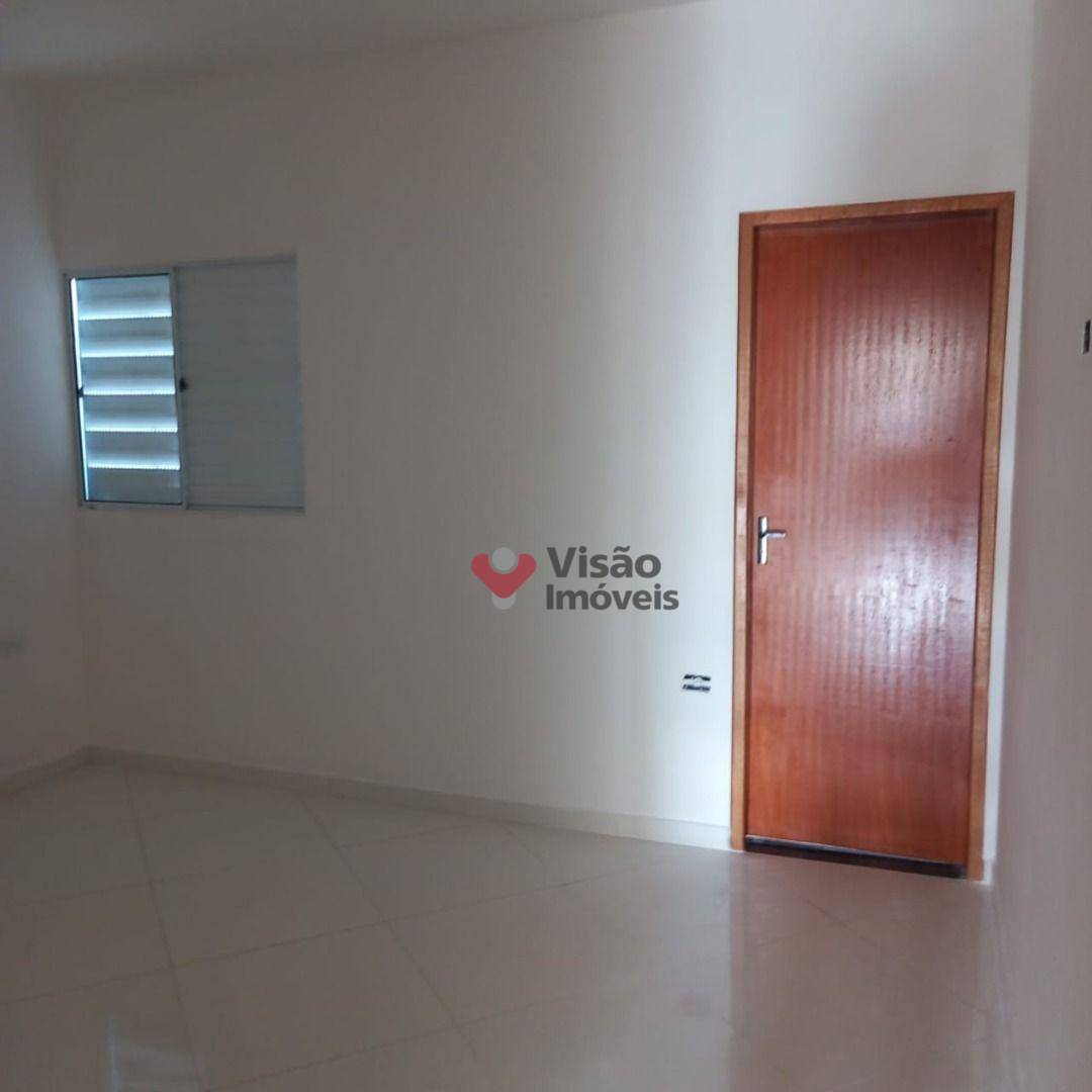 Casa à venda com 2 quartos, 70m² - Foto 5