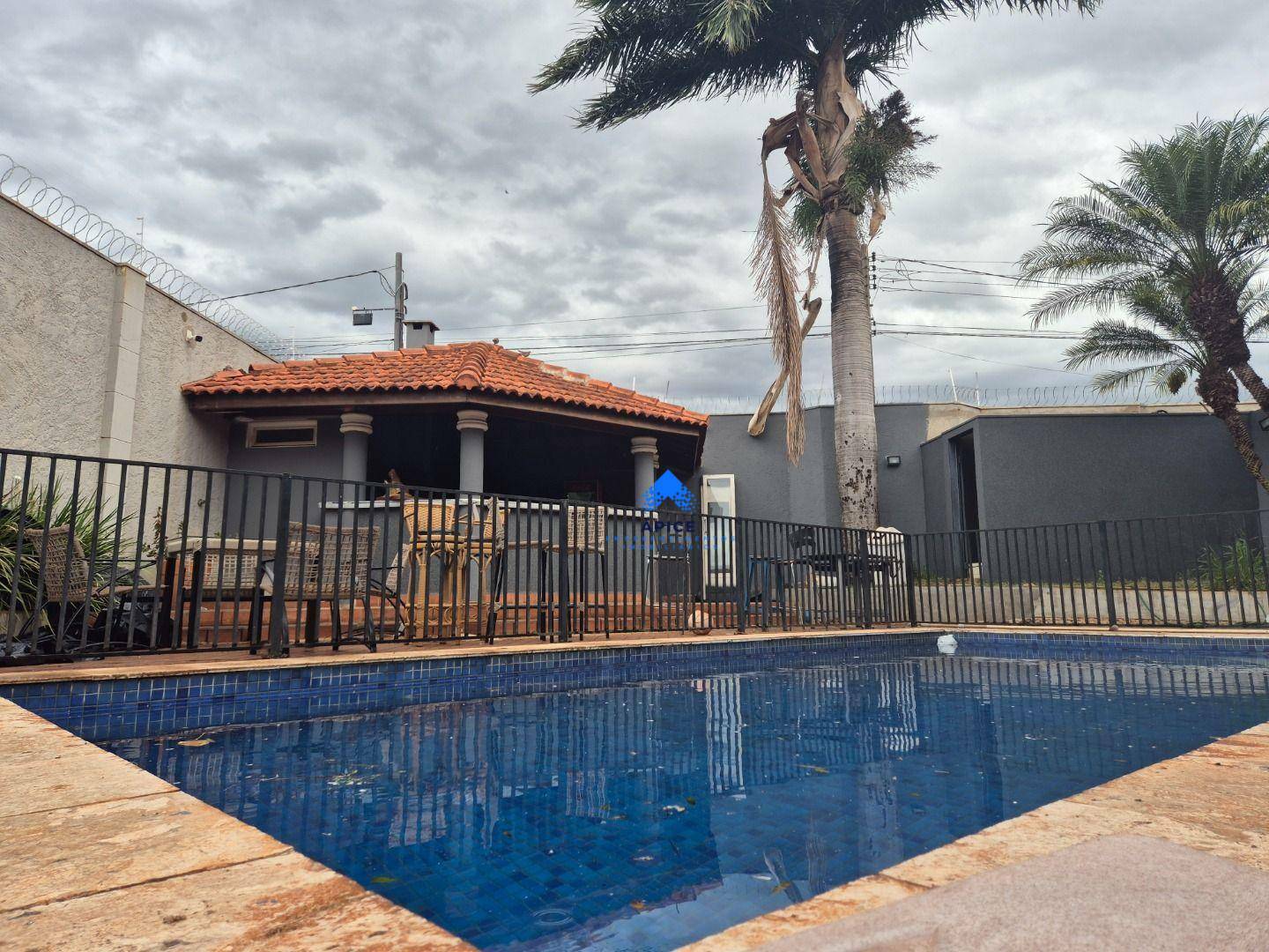 Casa à venda com 3 quartos, 560m² - Foto 5