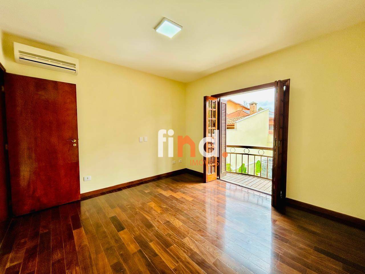 Casa de Condomínio à venda com 4 quartos, 286m² - Foto 17