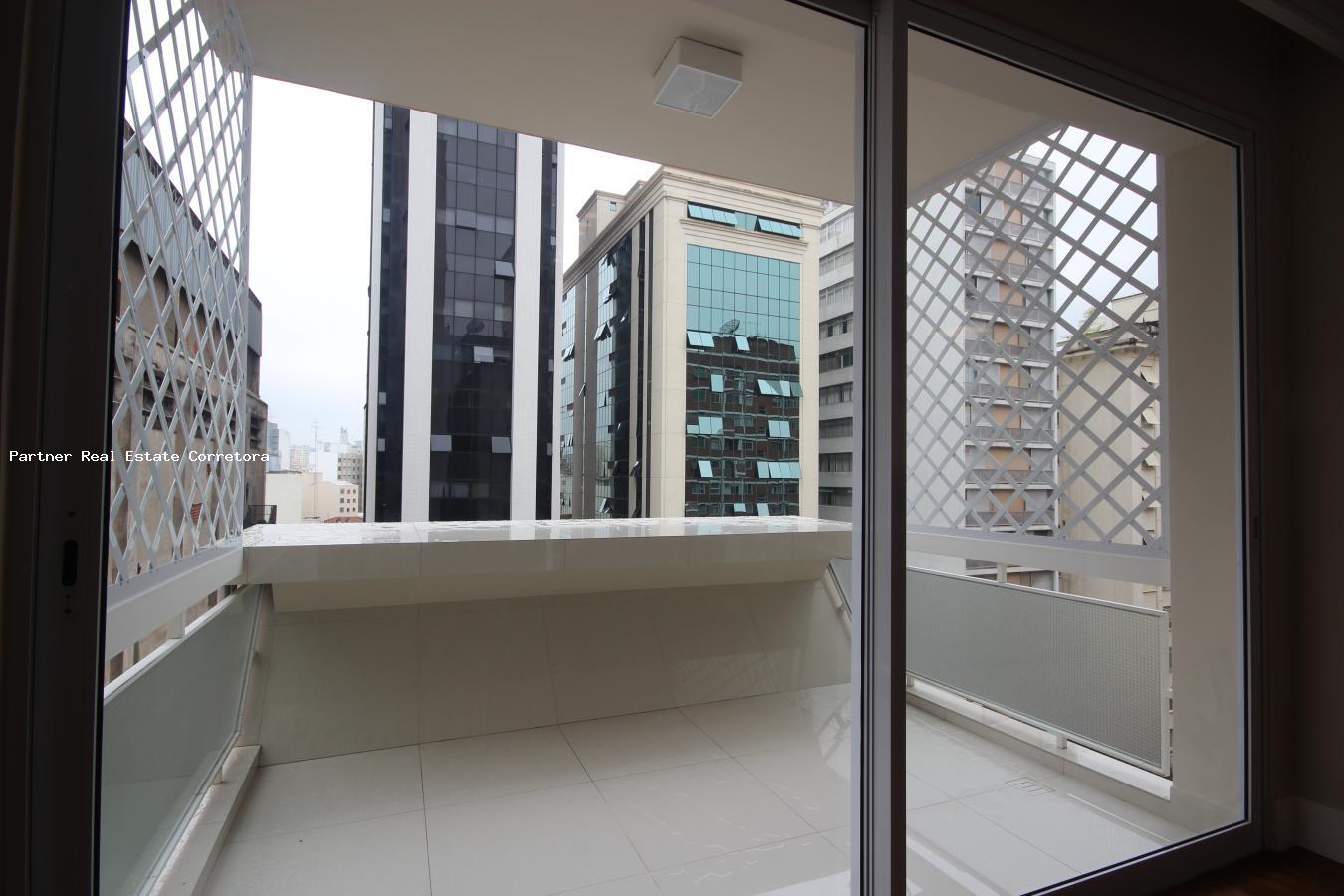 Apartamento à venda com 3 quartos, 210m² - Foto 12