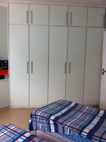 Apartamento à venda com 2 quartos, 80m² - Foto 2