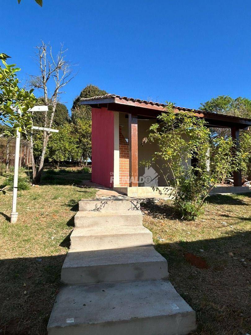 Casa de Condomínio para alugar com 3 quartos, 165m² - Foto 12