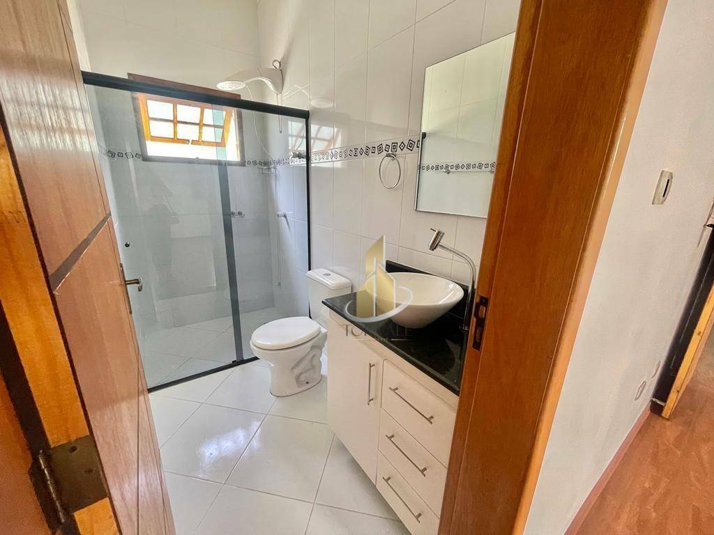 Casa à venda com 3 quartos, 210m² - Foto 15