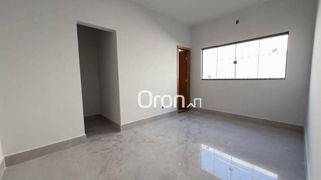 Casa à venda com 2 quartos, 83m² - Foto 6