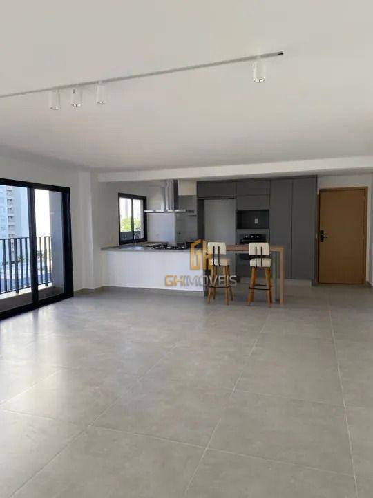 Apartamento à venda com 3 quartos, 139m² - Foto 1