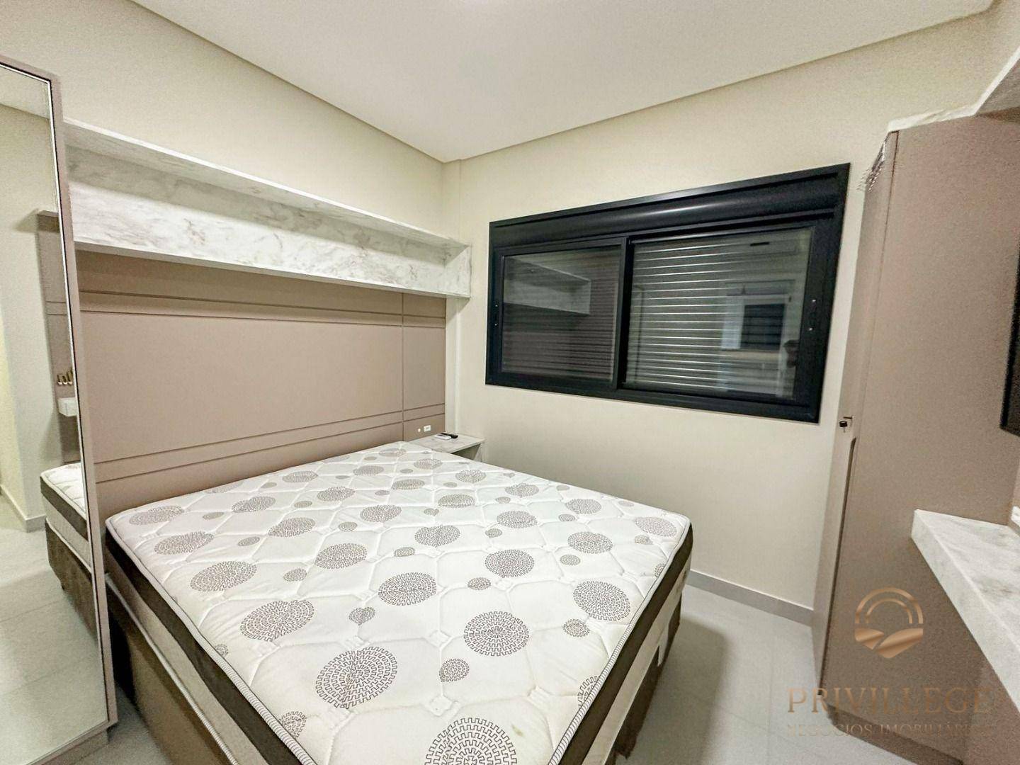 Apartamento à venda com 3 quartos, 75m² - Foto 11