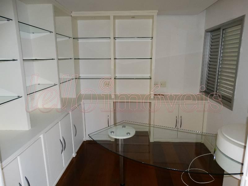 Apartamento para alugar com 3 quartos, 165m² - Foto 12