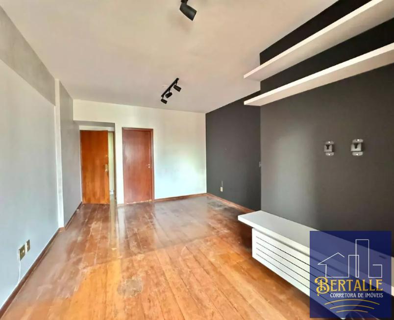 Apartamento à venda com 3 quartos, 80m² - Foto 2