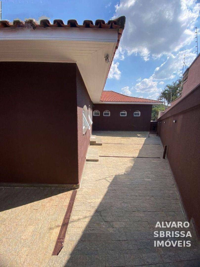 Casa à venda e aluguel com 4 quartos, 700m² - Foto 22