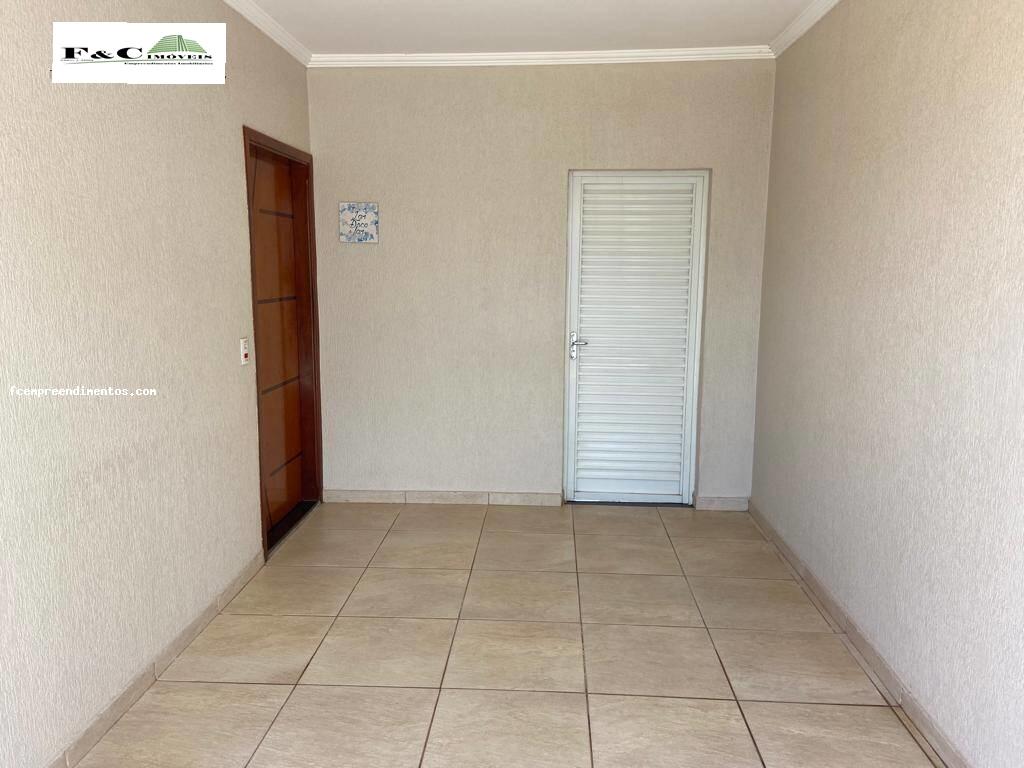 Casa à venda com 3 quartos, 200m² - Foto 13