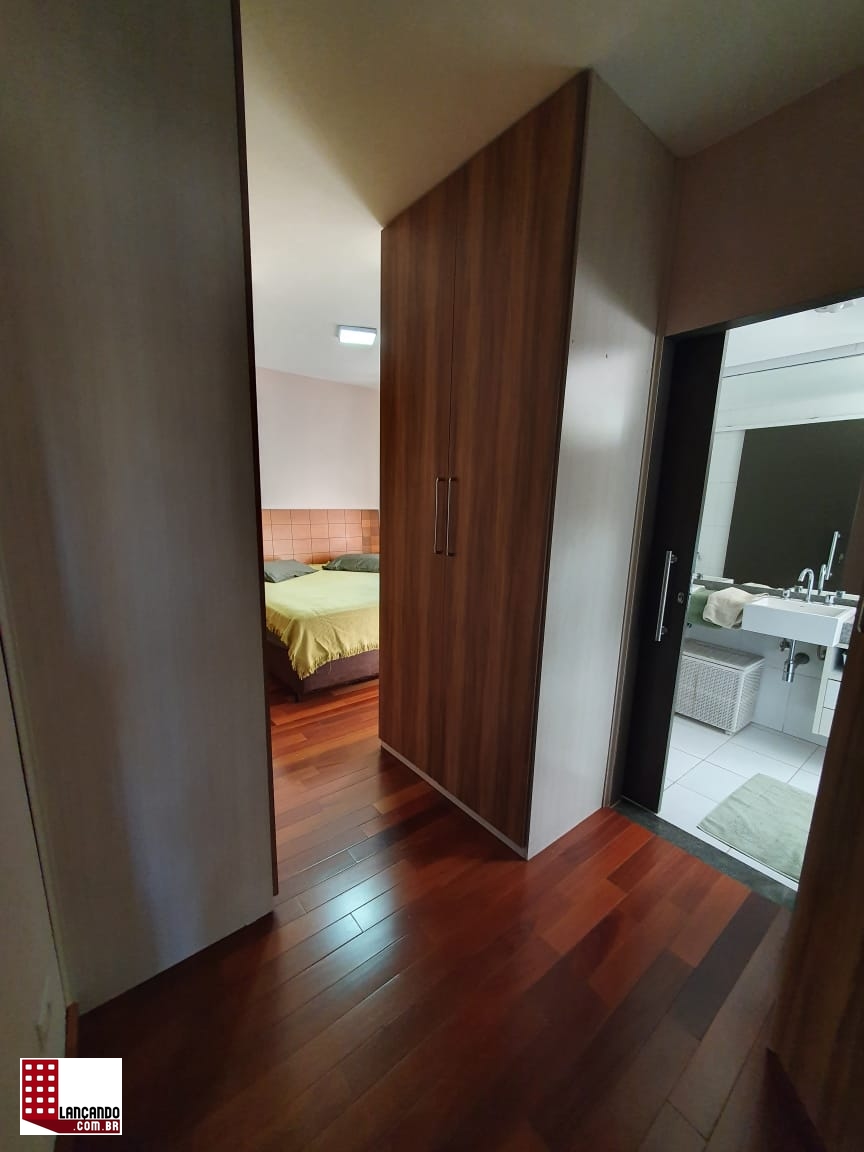 Apartamento à venda com 3 quartos, 180m² - Foto 12