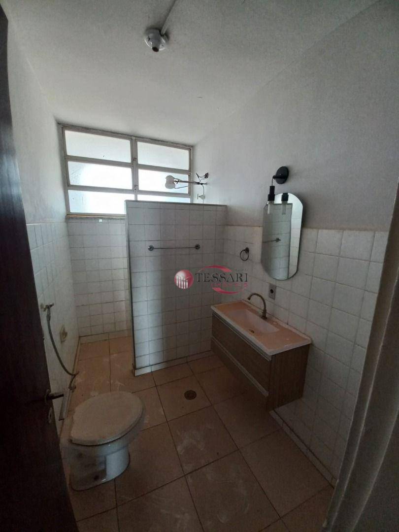 Apartamento para alugar com 3 quartos, 85m² - Foto 7