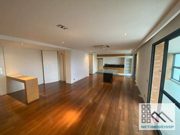 Apartamento à venda com 3 quartos, 192m² - Foto 1