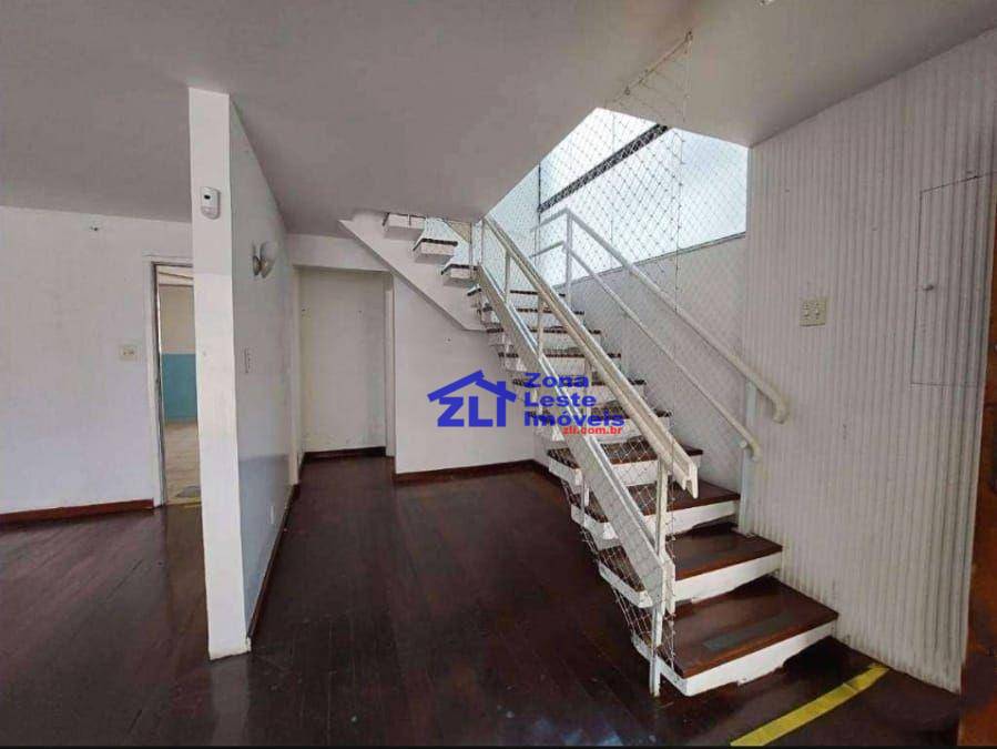 Sobrado à venda com 3 quartos, 243m² - Foto 4