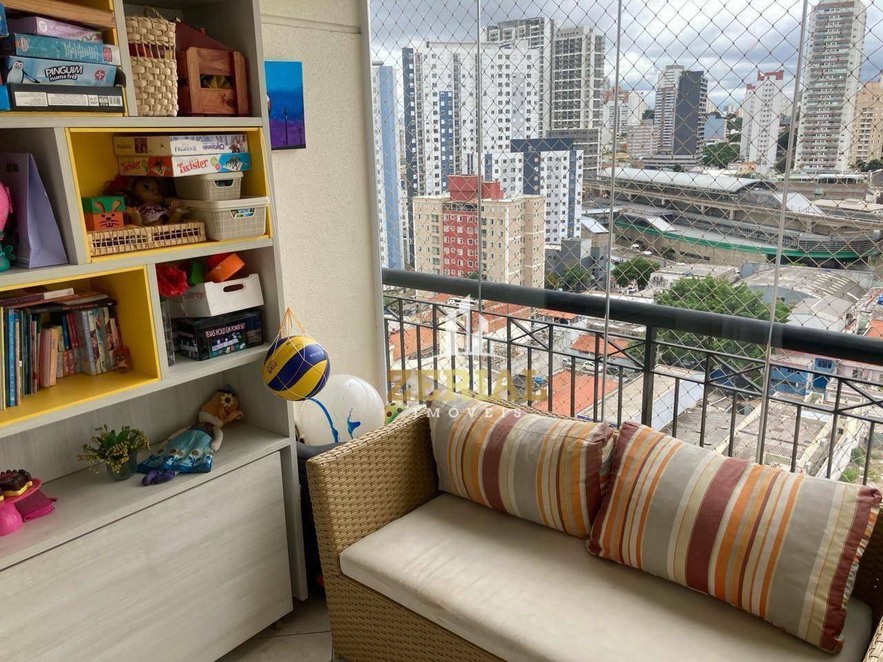 Apartamento à venda com 3 quartos, 96m² - Foto 8