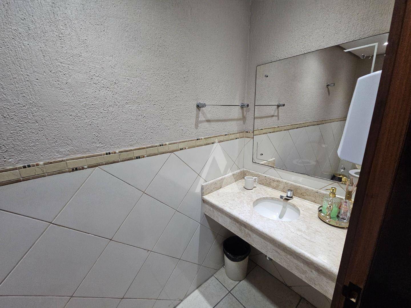 Casa para alugar, 302m² - Foto 14