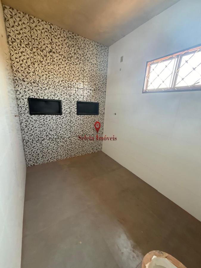 Casa à venda com 3 quartos, 190m² - Foto 17