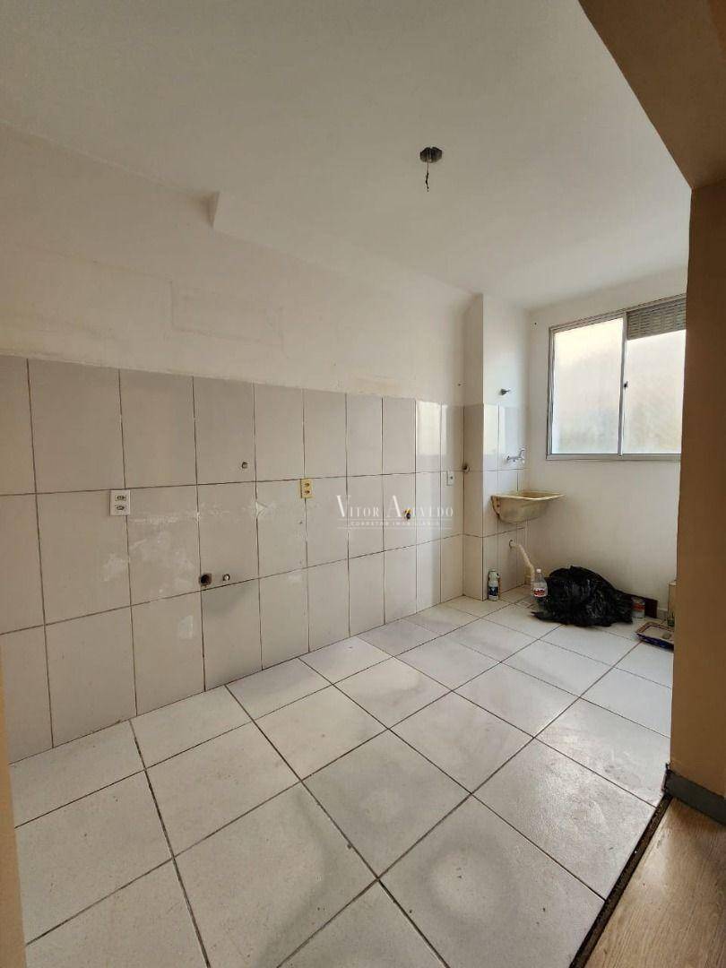 Apartamento à venda com 2 quartos, 46m² - Foto 3