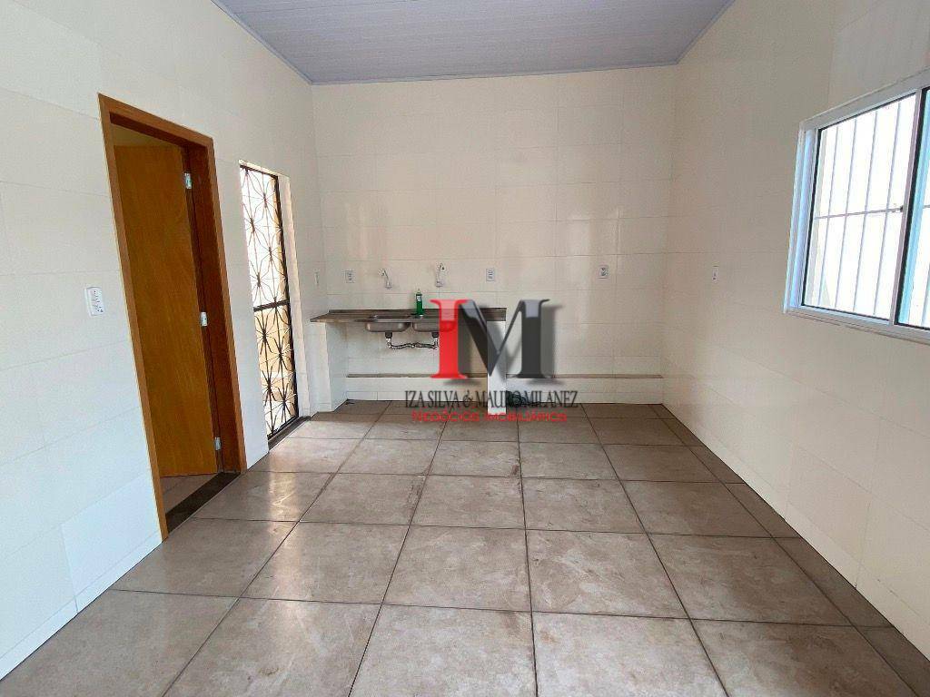 Casa para alugar com 3 quartos, 300M2 - Foto 13