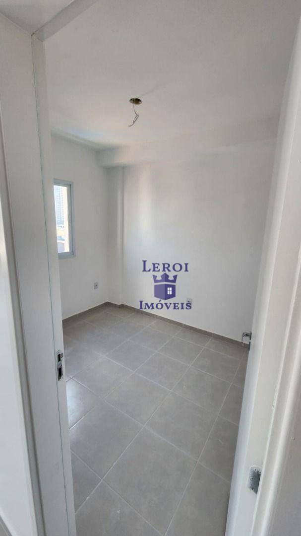 Apartamento à venda com 2 quartos, 32m² - Foto 5