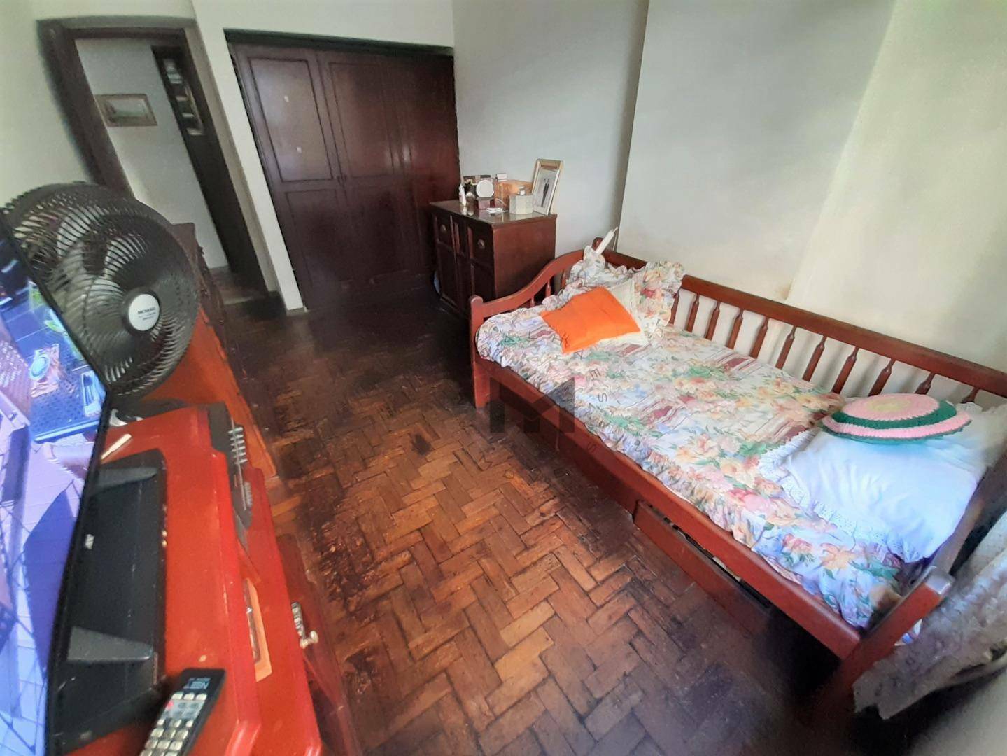 Apartamento à venda com 3 quartos, 127m² - Foto 1