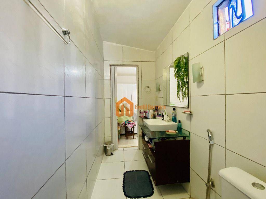 Casa à venda com 4 quartos, 194m² - Foto 19