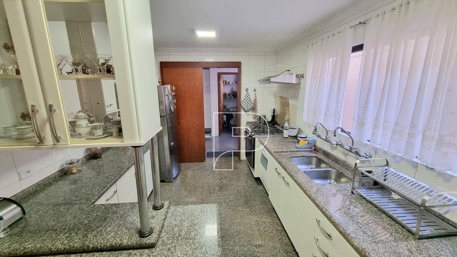 Casa à venda com 5 quartos, 480m² - Foto 15