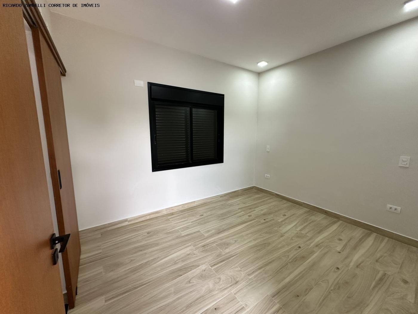 Casa de Condomínio à venda com 3 quartos, 360m² - Foto 16