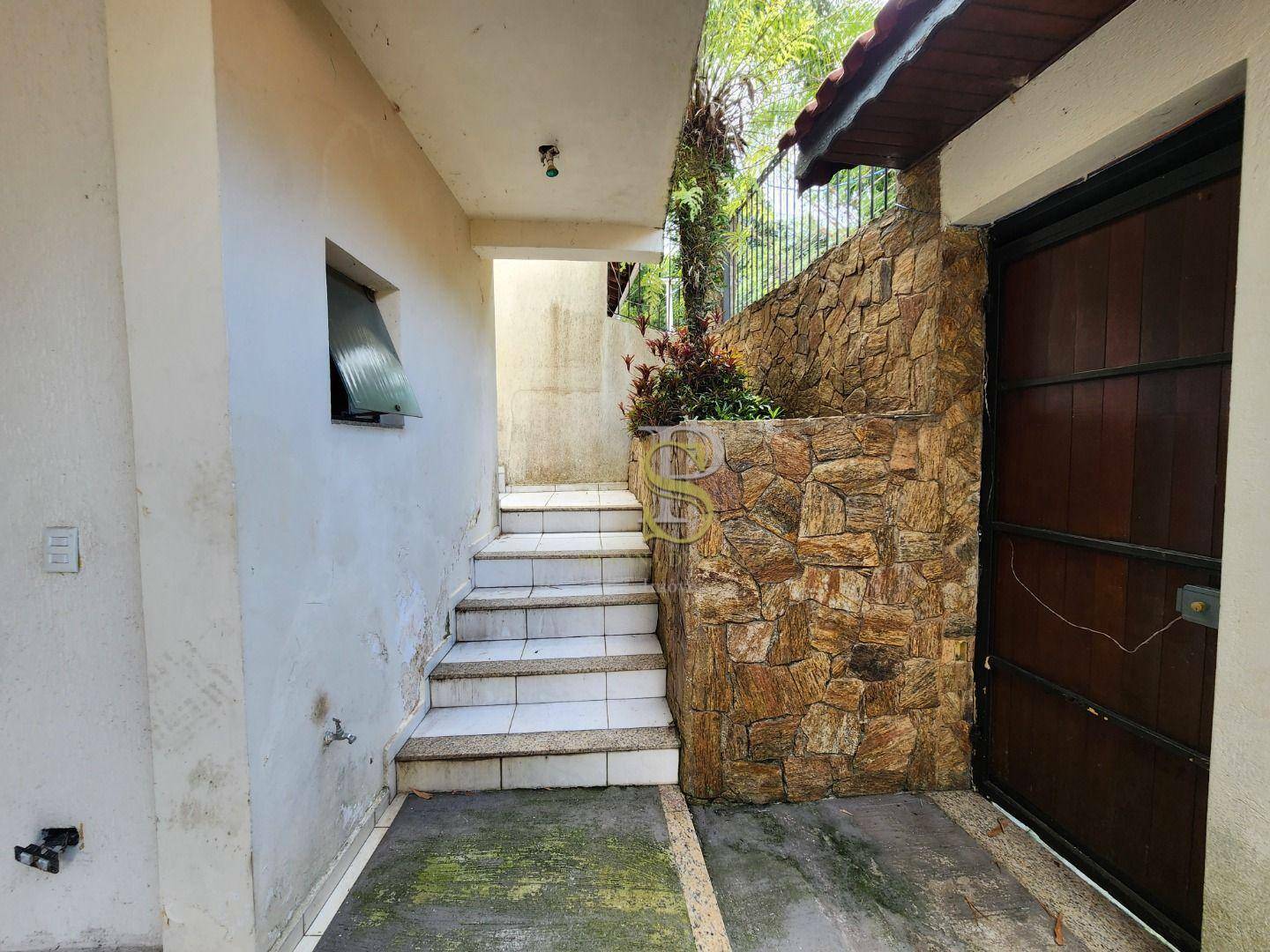 Casa à venda com 3 quartos, 350m² - Foto 6