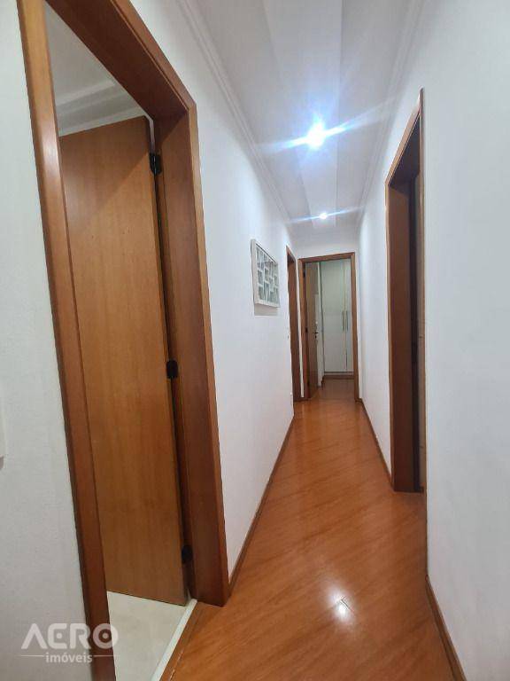 Apartamento à venda com 3 quartos, 130m² - Foto 10