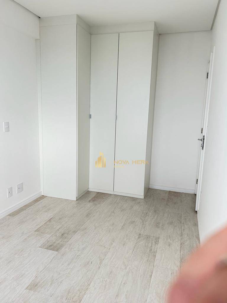 Apartamento à venda com 2 quartos, 52m² - Foto 4