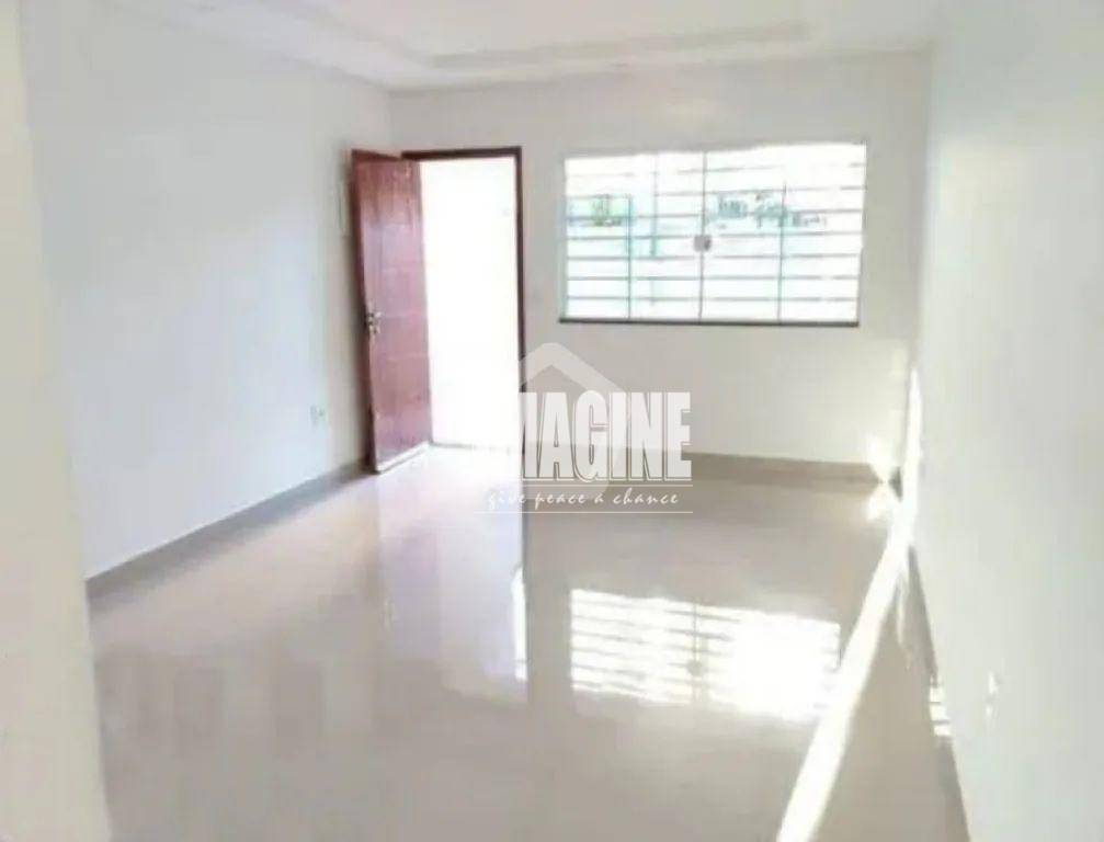 Sobrado à venda com 3 quartos, 91m² - Foto 1